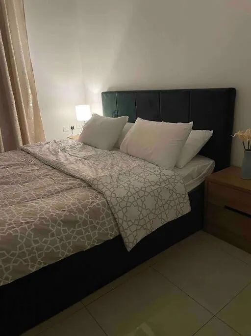 شقه انيقه مؤثثه بأثاث مودرن بحي الياسمين Riyadh